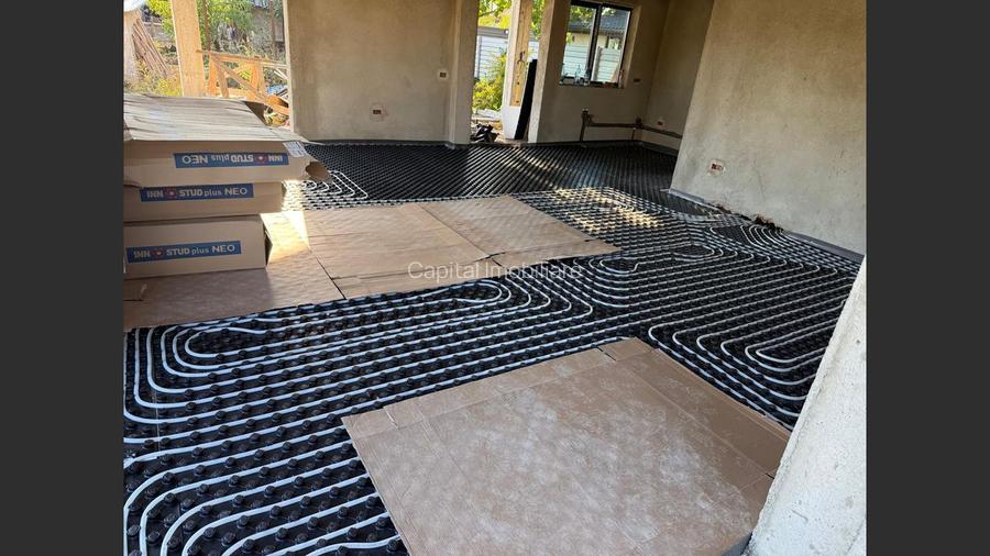 Casă Noua Zona Centrala Baicoi,  211 mp  - 13