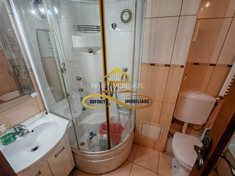 De închiriat apartament 2 camere decomandate,  etaj 1 - 5