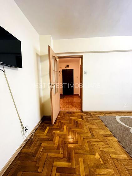 Apartament cu 3 camere DECEBAL - 3