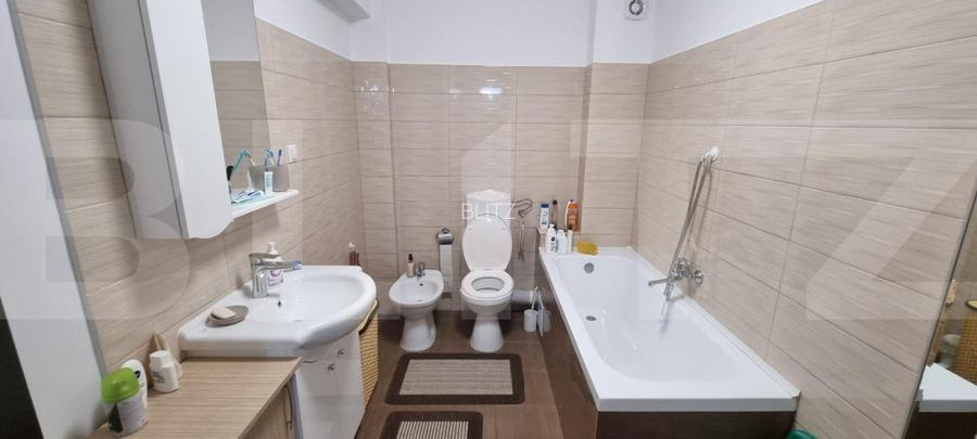 De vanzare, apartament 2 camere, 54 mp, zona Restaurant Regal - 5