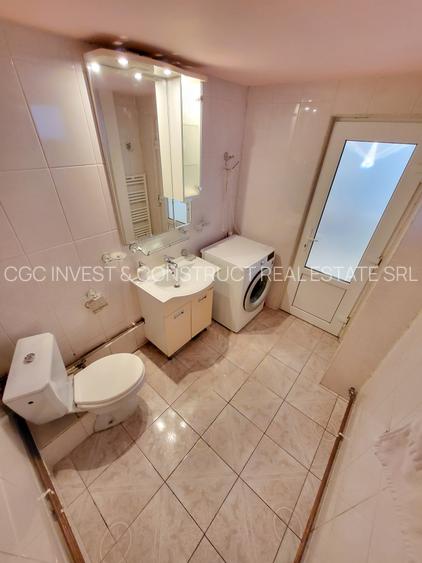 Spatiu de Birouri-Acces pietonal-Spitalul Judetean-5 Camere-Vitrina 12 M- 131 MP - 18