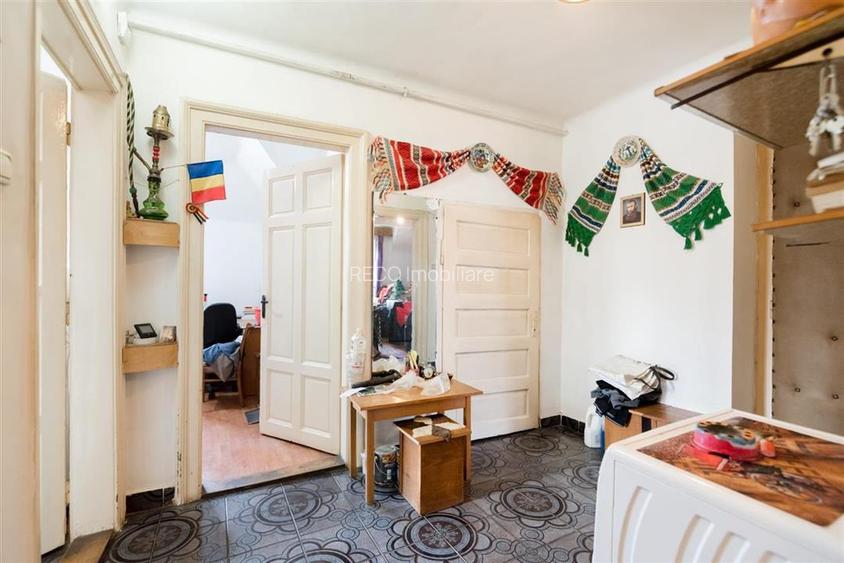 RECO . Apartament cu 3 camere . Zona Episcopia Bihorului - 5