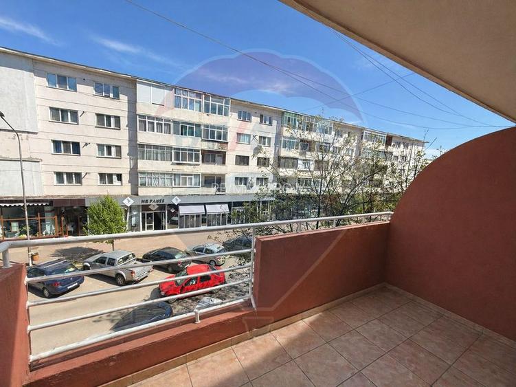 Apartament cu 2 camere de vânzare în zona Centrala - 6