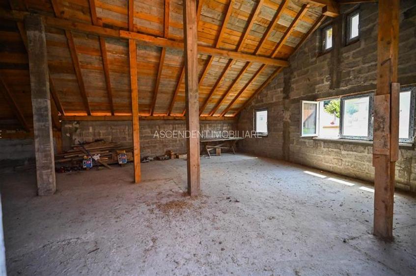 FILM! Casa singura in curte, recomandat investitional/ rezidential, Centru Istor - 11