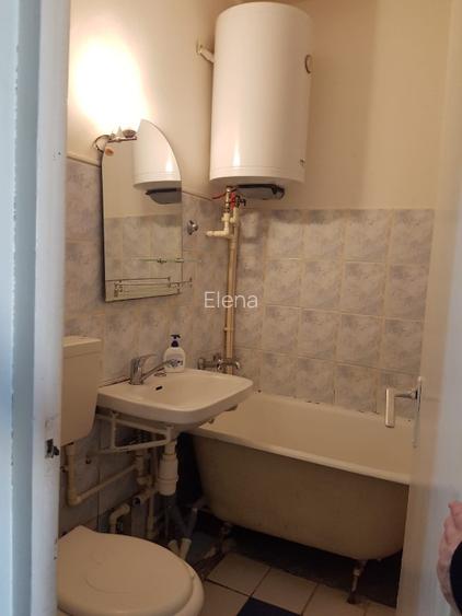 P.f.  vând garsonieră Olimp,  23 mp, 53k  - 3