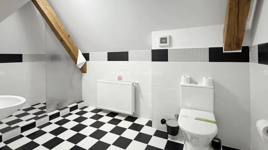 Priveliste Deosebita | Calea Poienii - 21