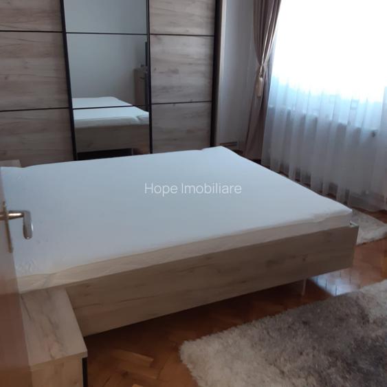 Basarabia - Metrou Costin Georgian -  Apartament 2 camere , centrala proprie - 5