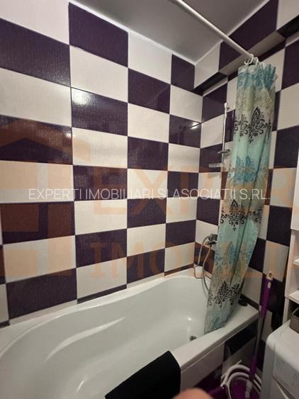 Apartament 2 camere, situat in zona  Far - Centrul de Scafandri - 12