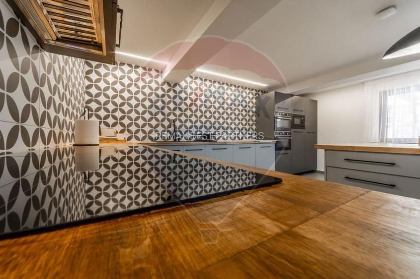 Vanzare 2 Cabane Lux Muntele Baisorii,  Afacere la cheie, Prosumator - 13