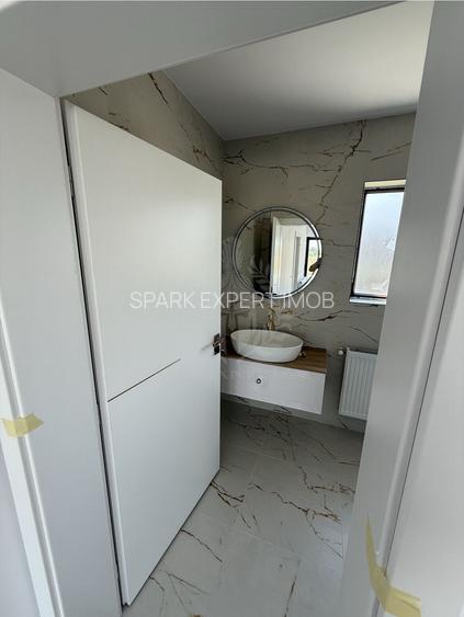 Casa moderna, curte 500 mp, finisaje premium, Cartier Albert, Ploiești - 7