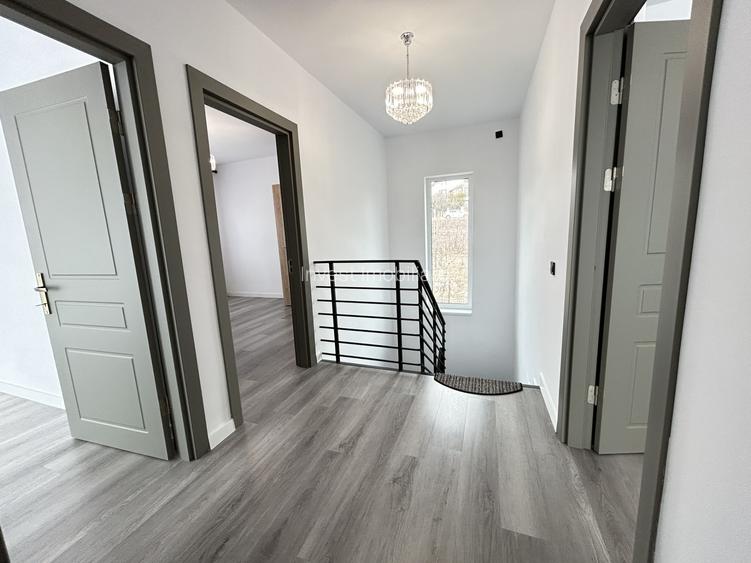 Casa individuala, 5 camere, 3 bai, utilata. Zona Bucium- Plopii Fara Sot, IASI - 12