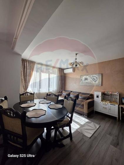 Apartament cu 2 camere de vânzare în Baia Sprie zona Central