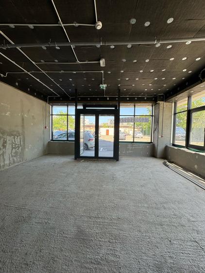 Spatiu comercial Unirea Towers, 115mp, 2 cai de acces