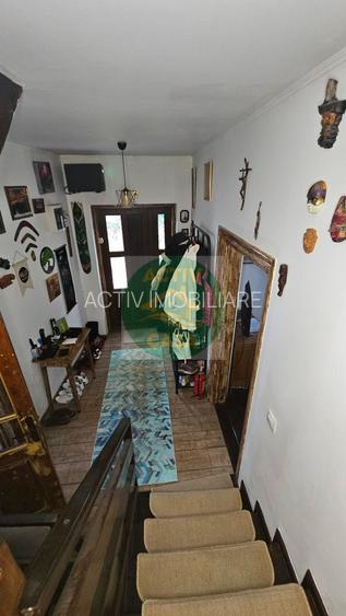 Casa in Roman, de vanzare - 2