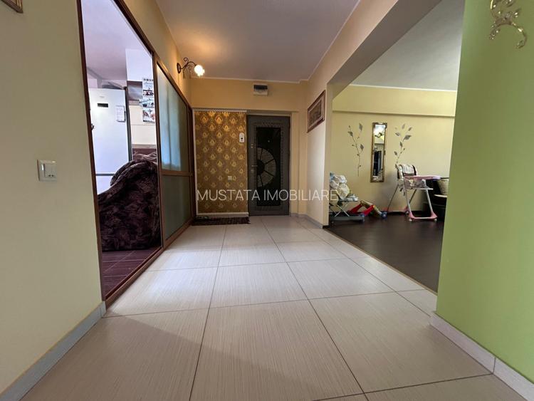 Apartament 3 camere Central, Mobilat Utilat, Renovat in totalitate. - 10