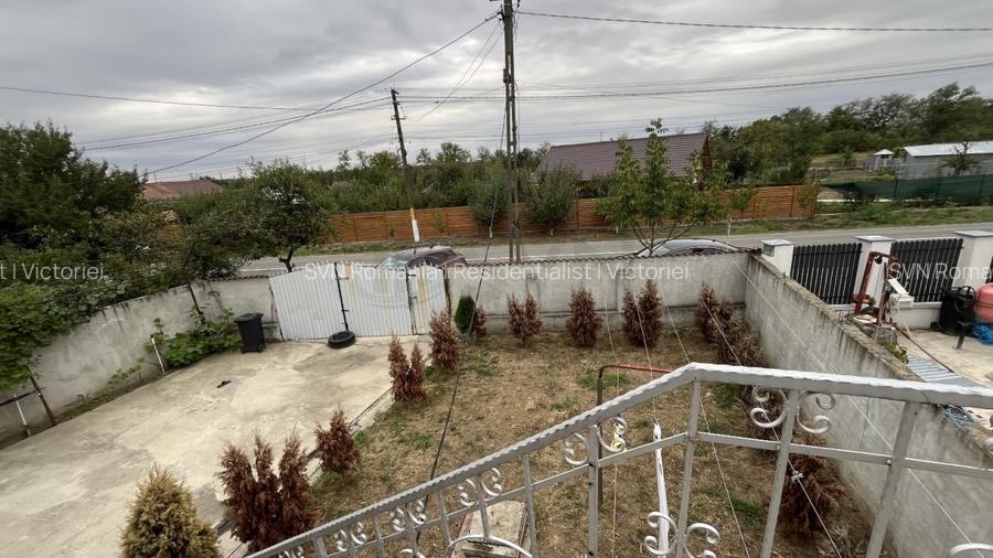 REV2005180 Casa cu 7 camere zona retrasa Poroinica - 15