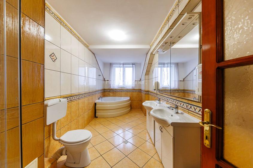 Casă de vânzare în Ghiroda – Comision 0% - 46