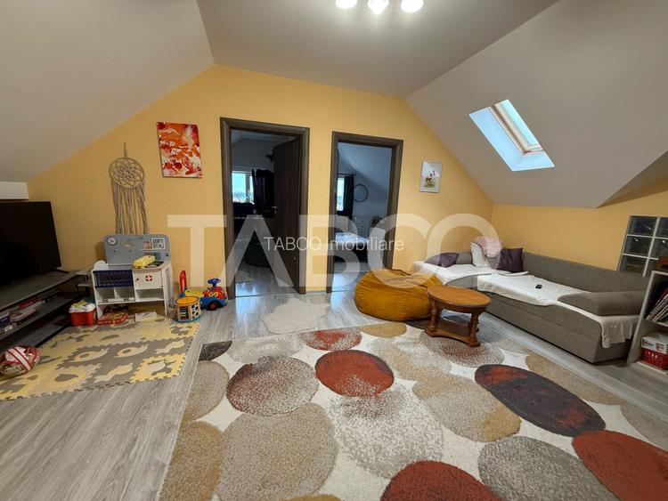 De vanzare mansarda 72 mpu 2 dormitoare zona de interes Tilisca - 2