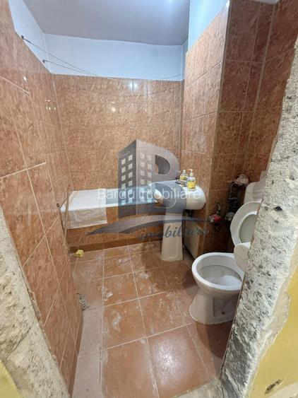 Garsoniera Titan/ Necesita Renovare/ Piata Minis - 5