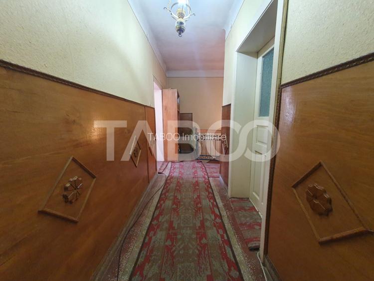 Casa 5 camere 374 mp utili + Anexa 75 mp in punctul 0 al Fagarasului - 9