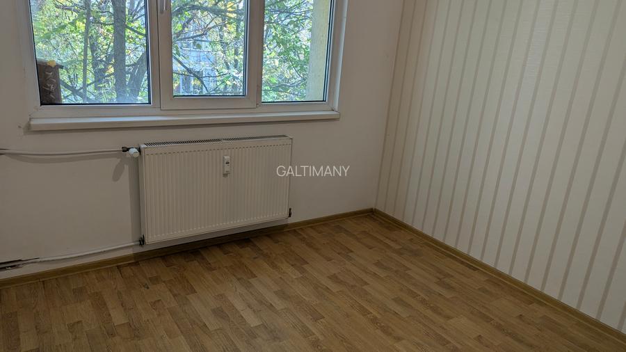 Apartament 4 camere  decomandat, 2 minute de Bulevardul  Constantin Brâncoveanu. - 12