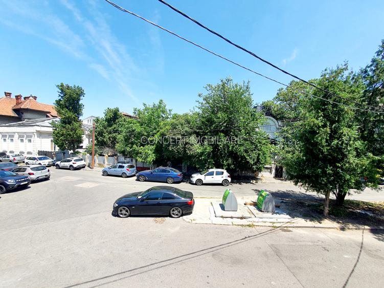 Clădire birouri, ideal clinica, constructie 1990 - 12