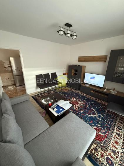 Apartament 3 camere decomandate, etaj 1, zona Sesul de Sus - 2