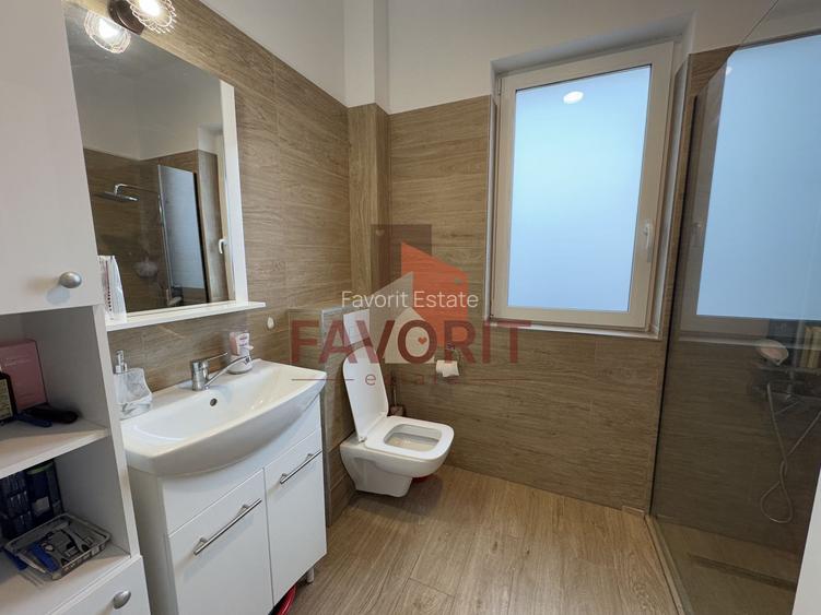 Etaj intermediar. Mobilat si utilat. Loc de parcare - 8