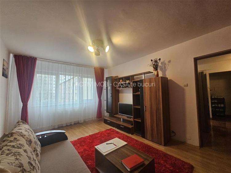 Resita, 3 Cam. Mobilat+Utilat, Et. 2, Micro 3 - 11