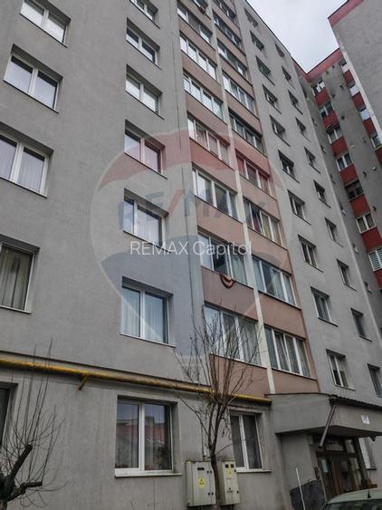 Apartament cu 3 camere de vânzare - 11