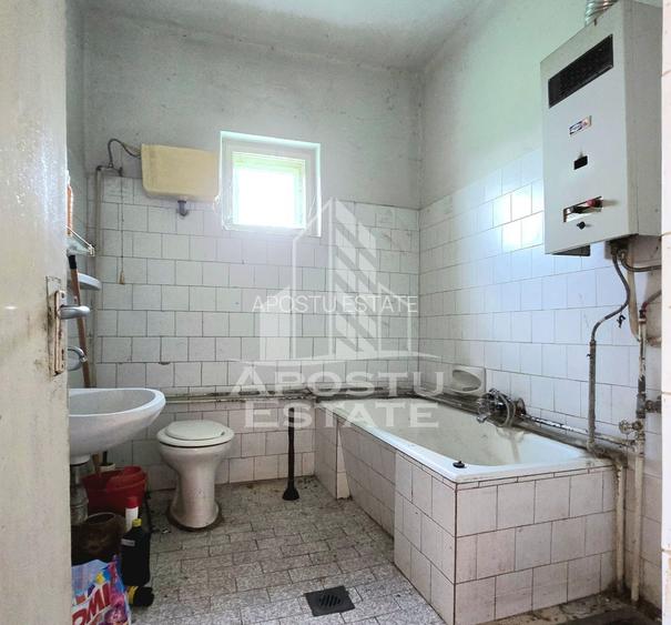Casa cu 2 camere ,2337 mp in Battonya - 9