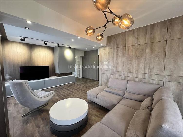 Apartament 4 camere decomandat intrare Racadau - 2