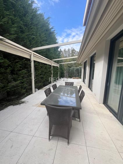 Vila deosebita in zona Baneasa - 5 camere - 7