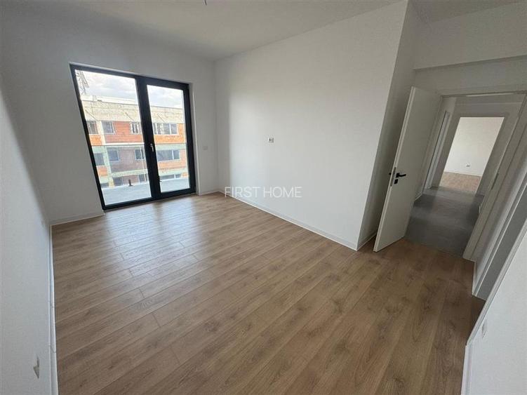 Ap 3 cam, etaj 1, comision 0%, TVA inclus, 2 bai, 2 balcoane, 90 mp utili - 9