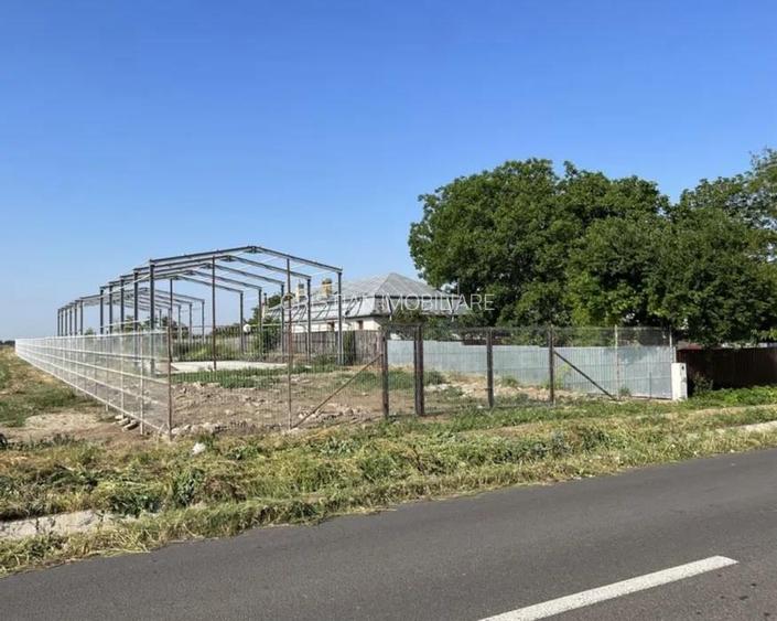 Teren 2500 mp, curent 3,80W, pretabil hala sau constructii - 6