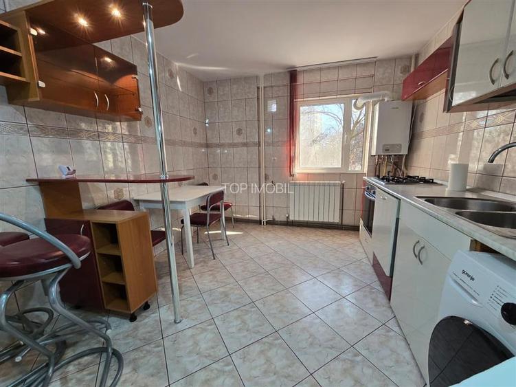 Oferta RARA - 1001 articole, 3 camere decomandat, 2 balcoane, liber - 4