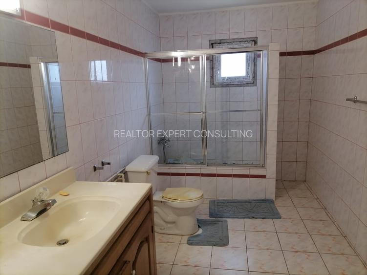 Vila S+P+1, cu teren mare, situata central in Eforie Sud, ideal pensiune. - 5