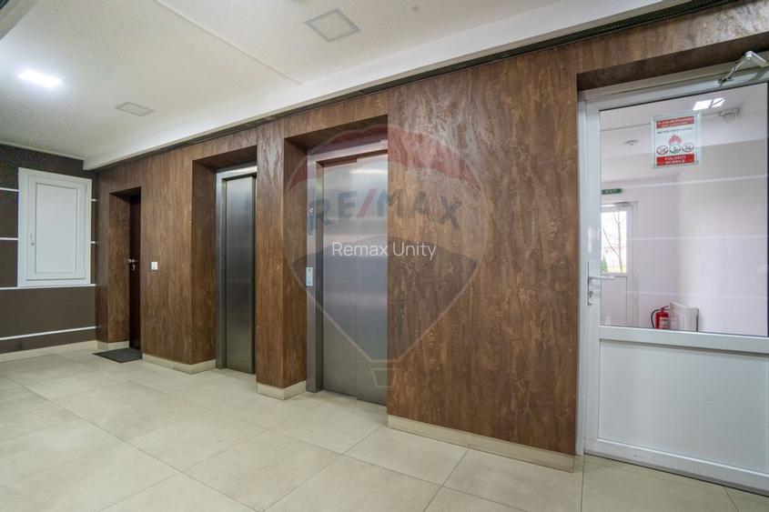 Apartament 3 camere | 75 mp | 2 băi | parcare + boxă | Tractorul - 17