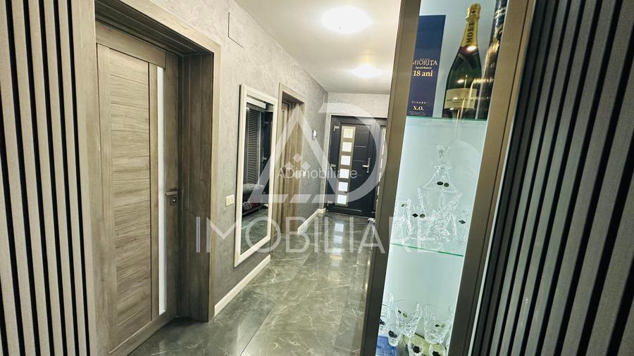 Vânzare vilă superbă în Târgu-Jiu, strada 9 Mai - 11