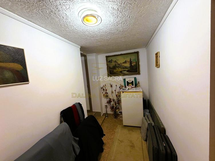 Vanzare Casa Individuala pe Parter, Curte 640 mp - 22
