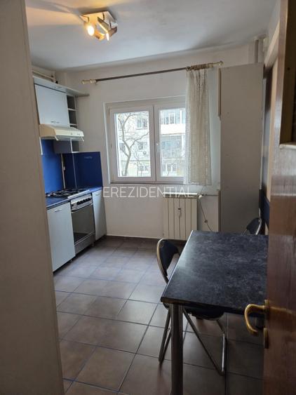 Apartament 3 camere  decomandat – Militari - Valea Lunga - 4