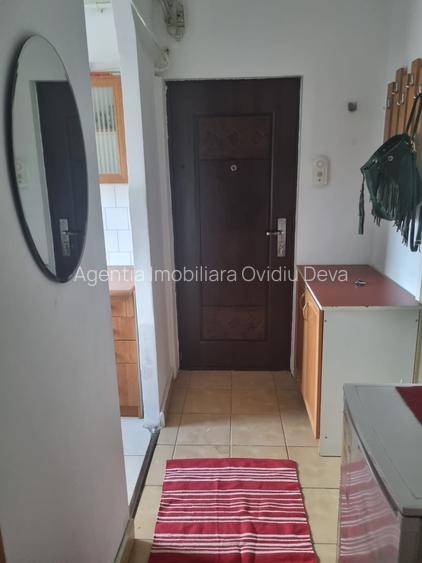 Inchiriez garsoniera in Deva, zona Dorobanti, etaj 4, bloc de 4 etaje, centrala - 3