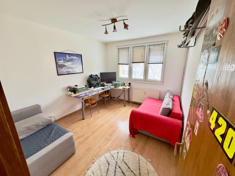 Apartament 2 camere Decomandat |  Trapezului | Boxa | Anvelopat | 10 min Metrou - 2