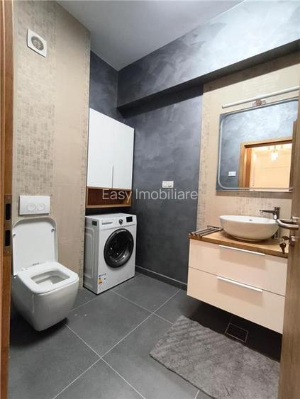 Apartament Ultra Central Bloc Nou Etaj Intermediar Loc de Parcare Subteran - 12