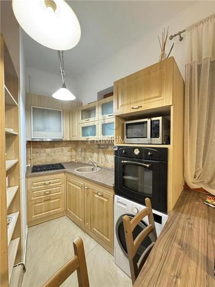 MEDICINA - ETAJ 2 - GARAJ+BOXA CF - 3 CAMERE - 2 BAI - CENTRALA PROPRIE - CLIMA - 10