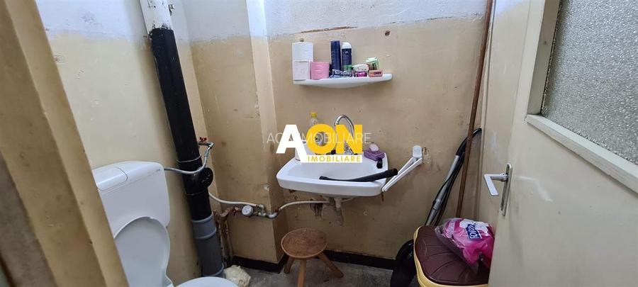 Apartament 3 camere, decomandat, str. Closca - 7