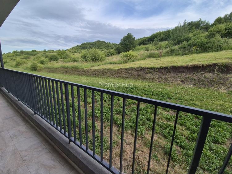 Apartament 3 camere, 62mp, 2 garaje, balcon 12mp, zona Sesul de Sus - 13