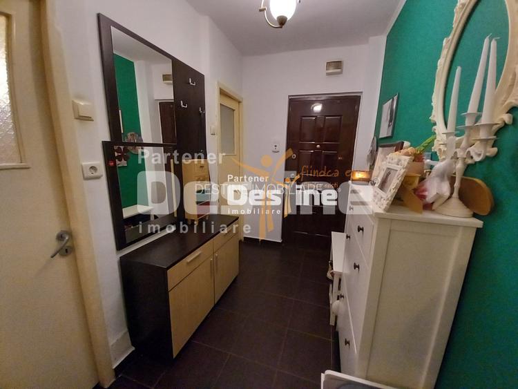 Apartament 2 camere 42 mp renovat cartier Smirodava Roman - 10