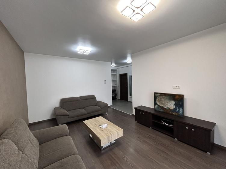 Apartament 2 camere Adora Park  de inchiriat