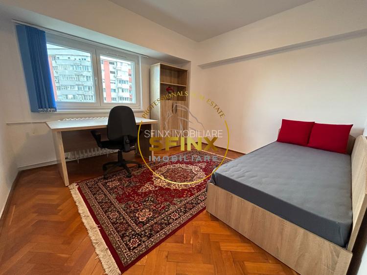 3 camere | Ion Mihalache | 80mp - 7